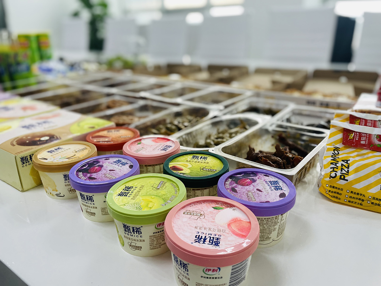 天地心网络美食大狂欢-冰镇一夏的甄稀冰淇淋